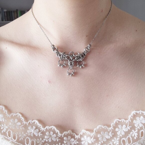 Gothic silver chandelier choker necklace ✦ unique silver choker necklace ✦ - Picture 3 of 5